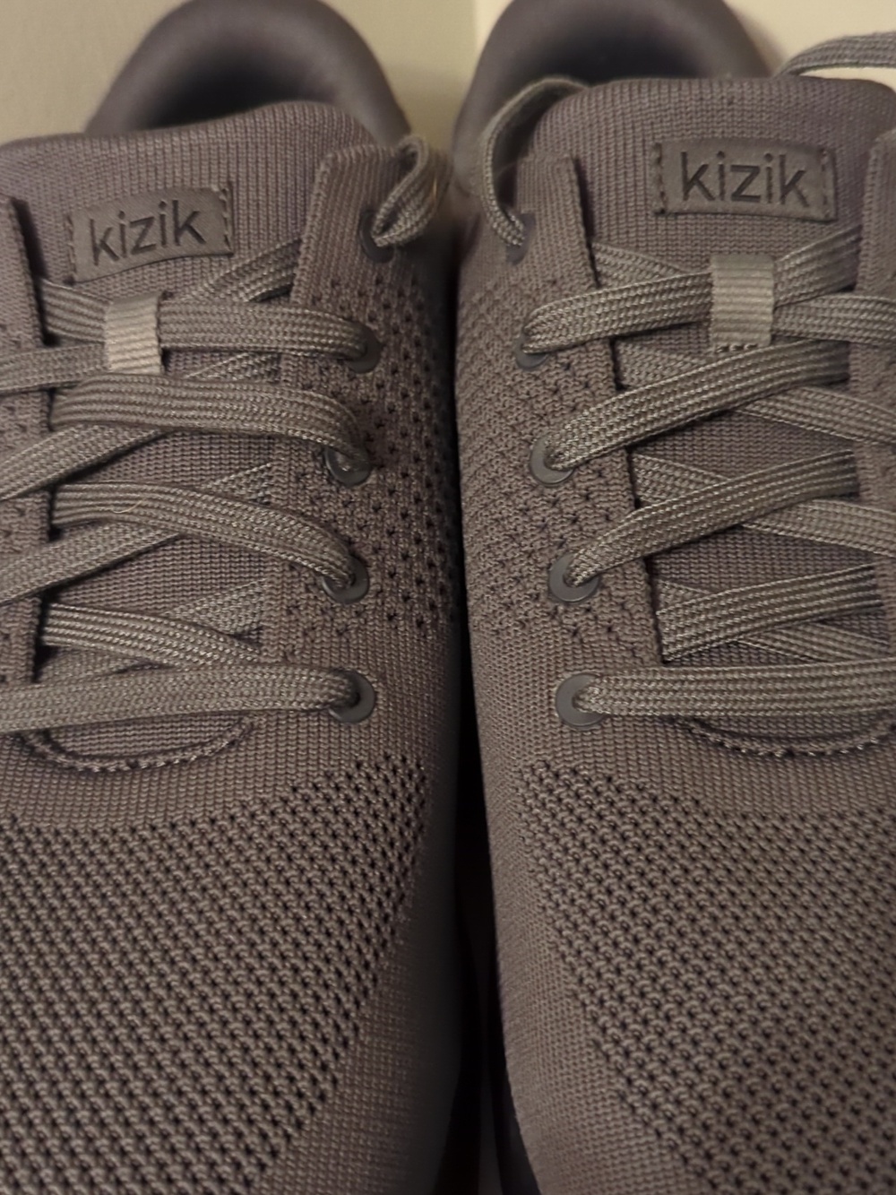 Kizik Sneakers 11.5 Wide (Men) - Picture 6 of 8